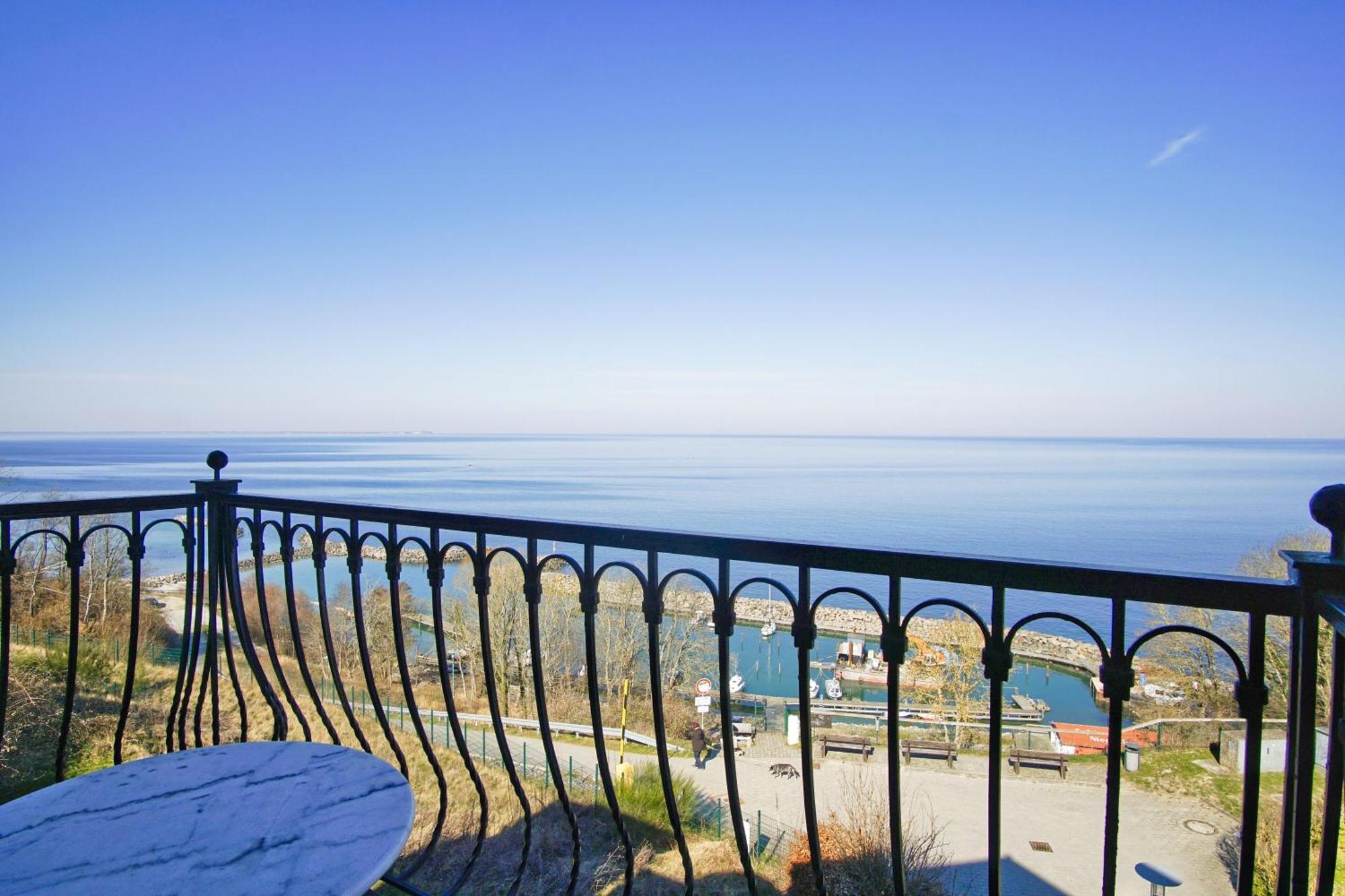 Ferienwohnung Mit Traumhaftem Meerblick - Haus Am Meer Fewo 10 Lohme Exteriör bild