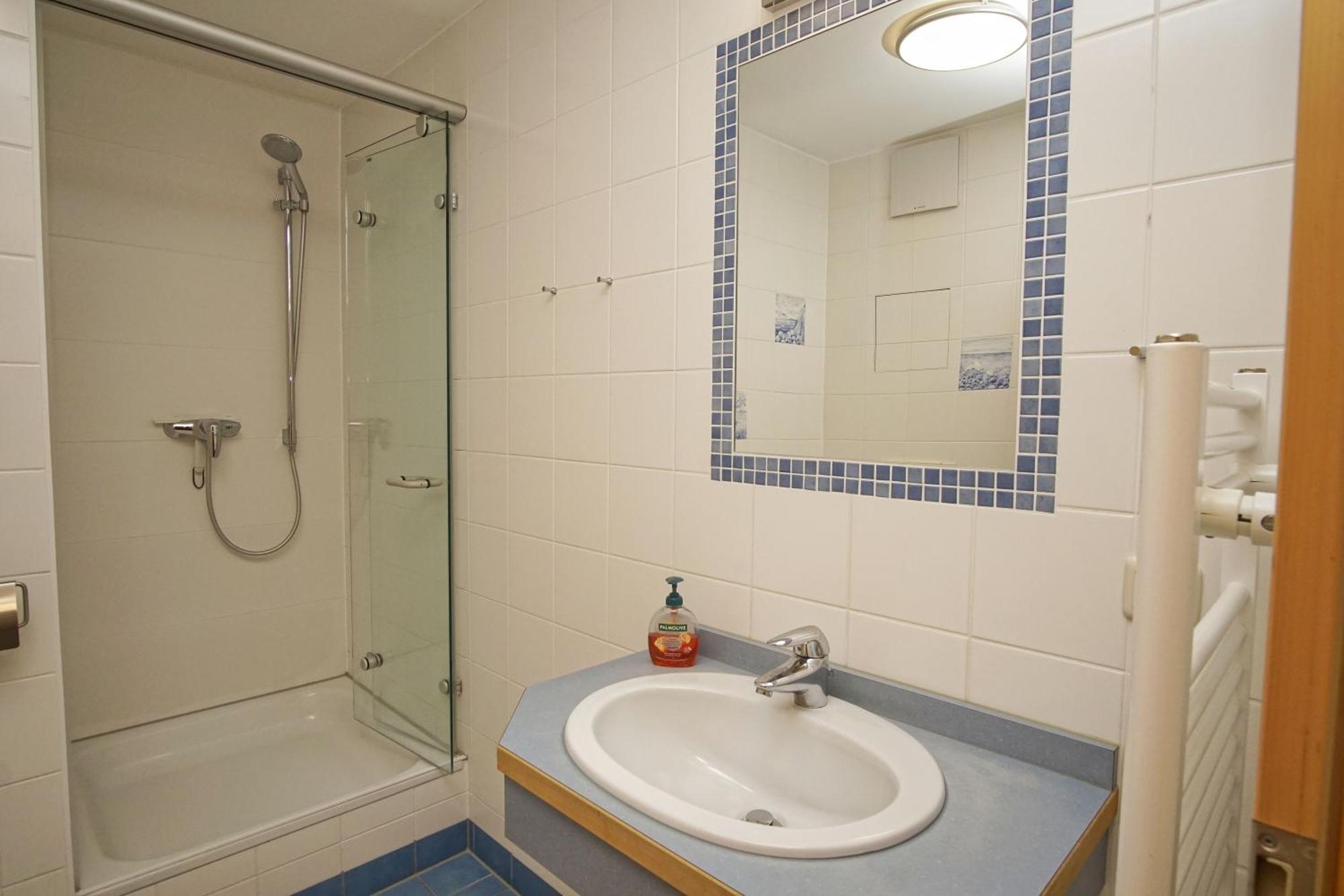 Ferienwohnung Mit Traumhaftem Meerblick - Haus Am Meer Fewo 10 Lohme Exteriör bild